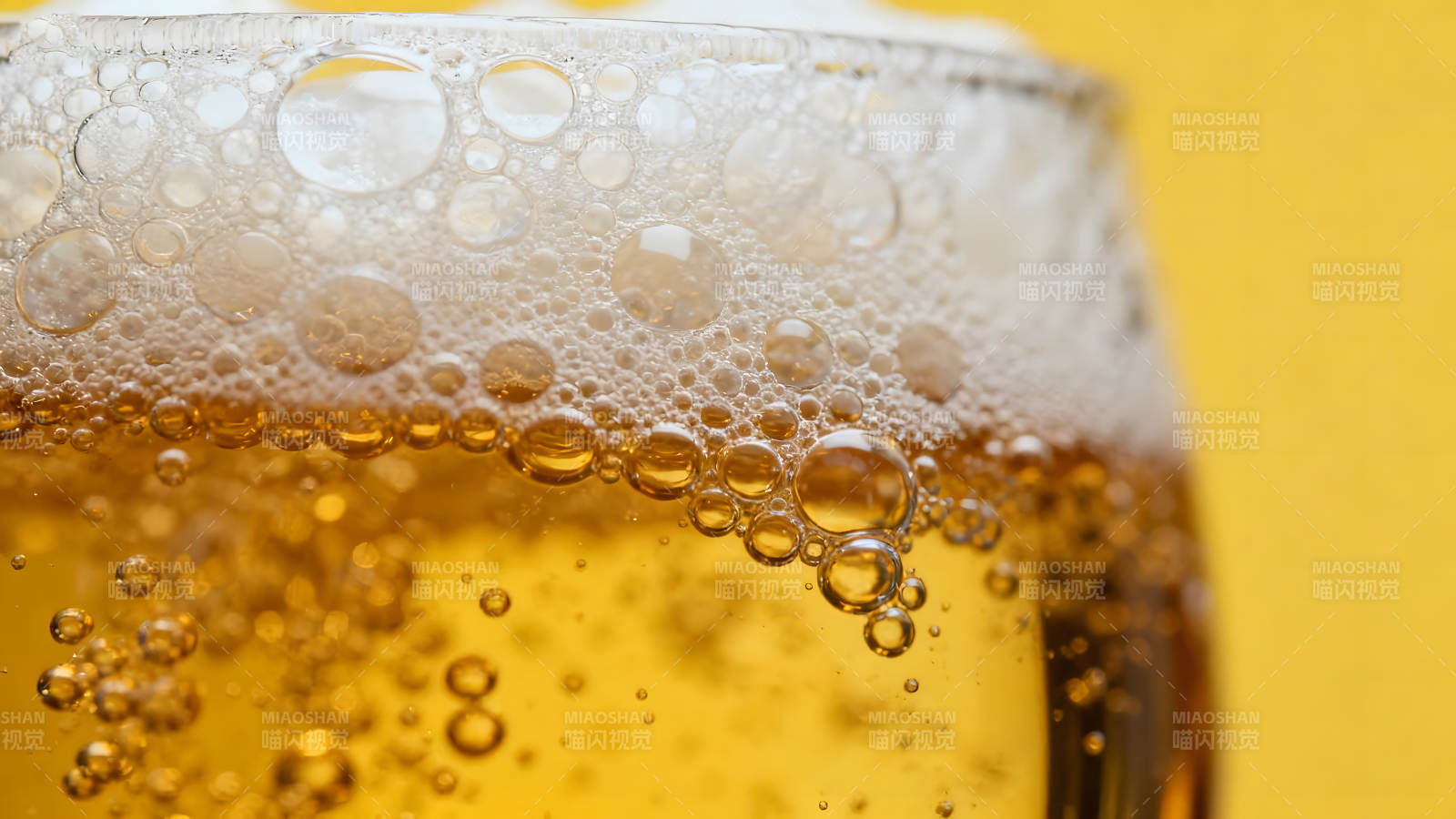 啤酒泡沫特写细节图片