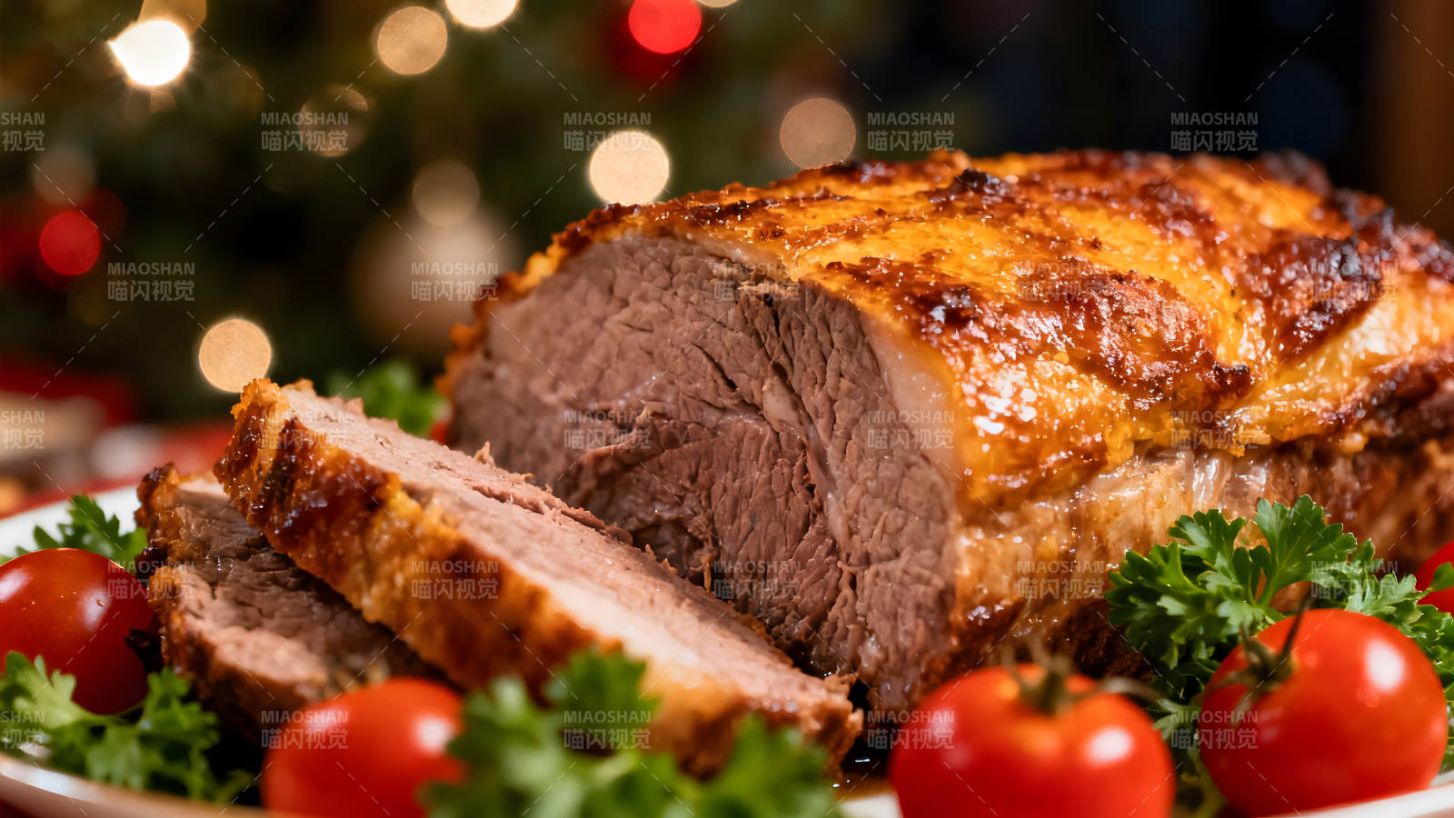 烤肉配番茄和香菜节日餐桌图片