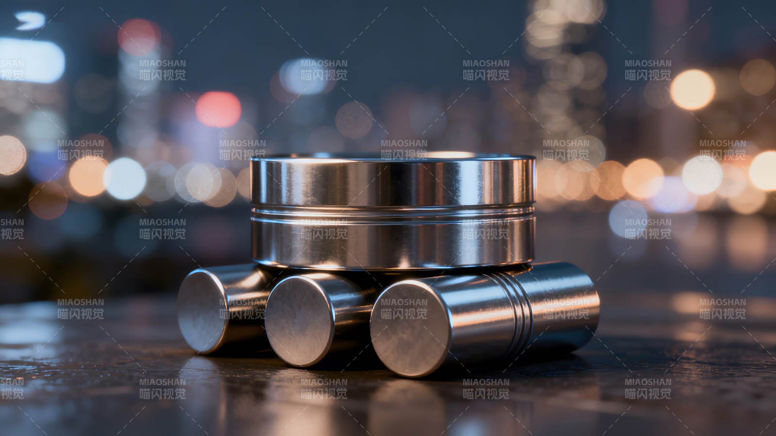 金属罐组合城市夜景图片