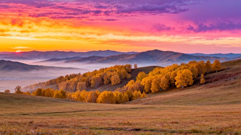 秋日山野晨曦图片