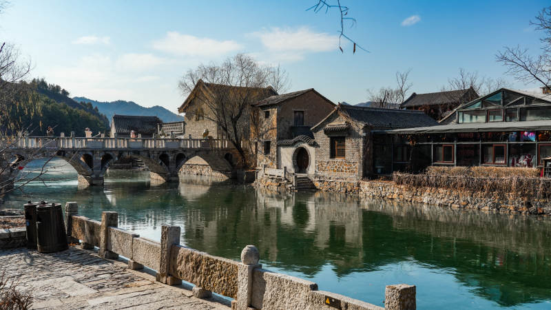 北京古北水镇古桥流水人家图片