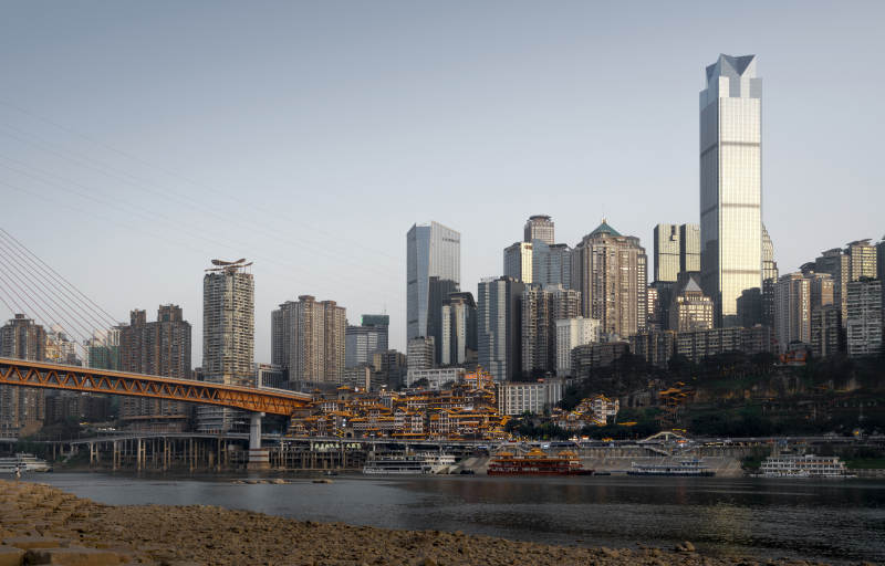 重庆洪崖洞江景天际线图片