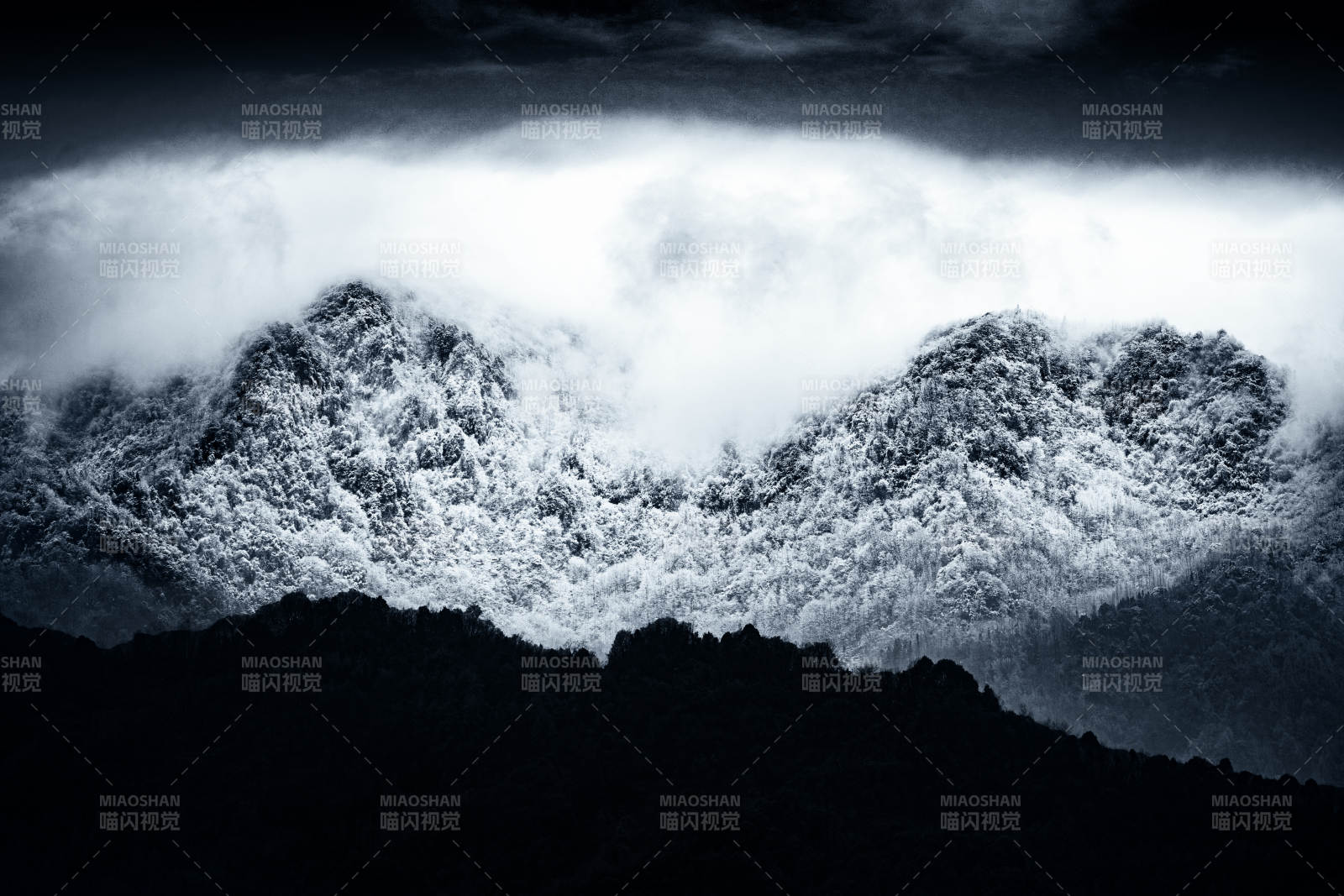 云海山影   川西图片