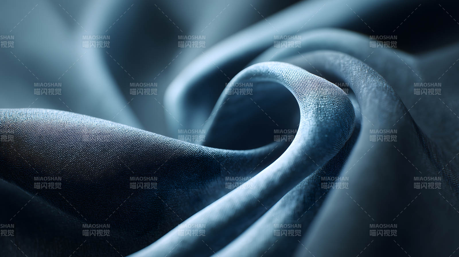 丝绸的纹理与光影的交织图片