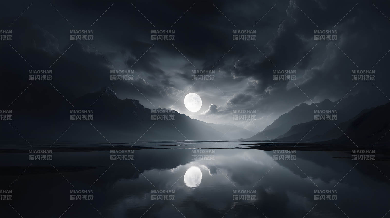 夜空下的山水景色与明月倒影图片