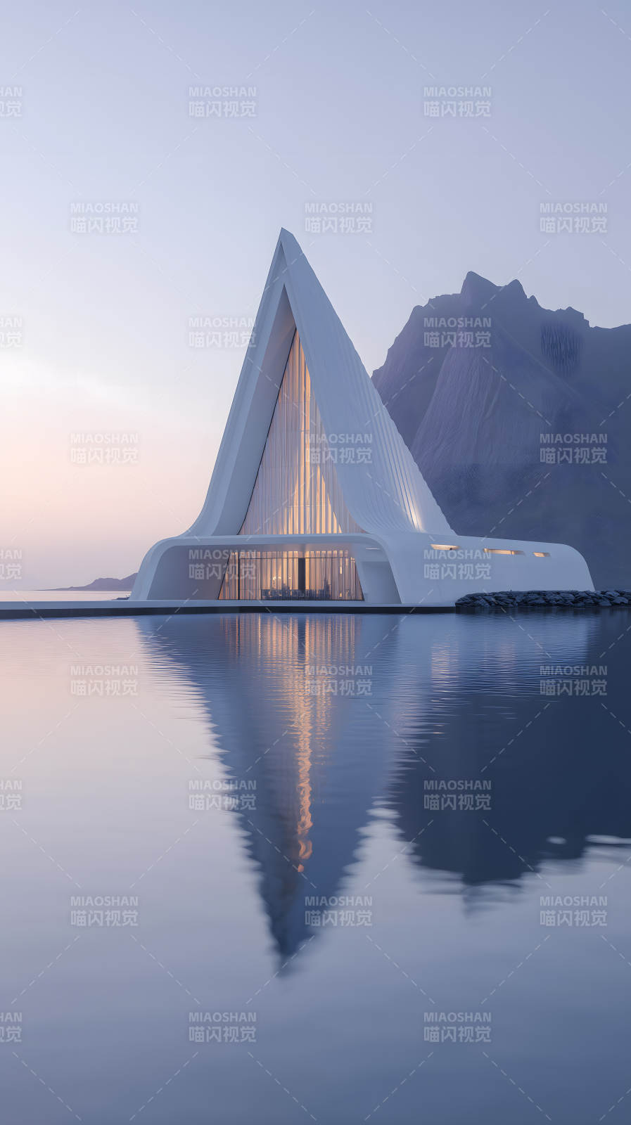 极简主义教堂的宁静倒影图片