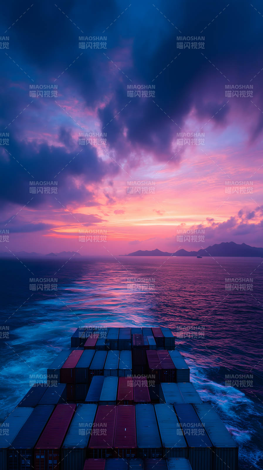 航运日落色彩斑斓图片