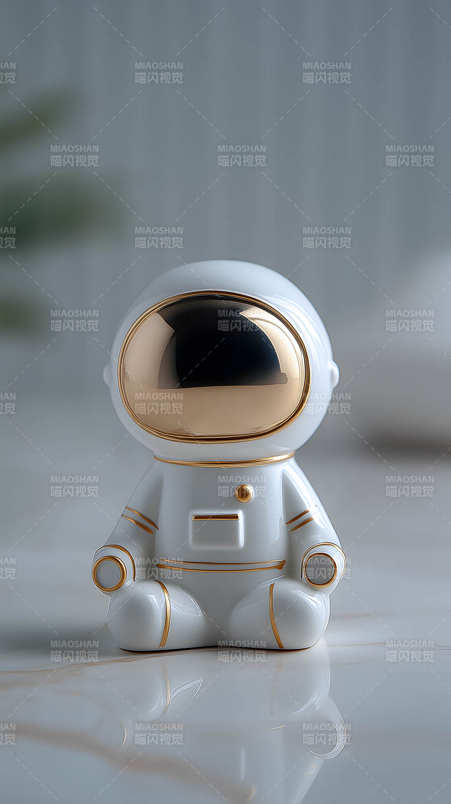 精致陶瓷宇航员摆件图片