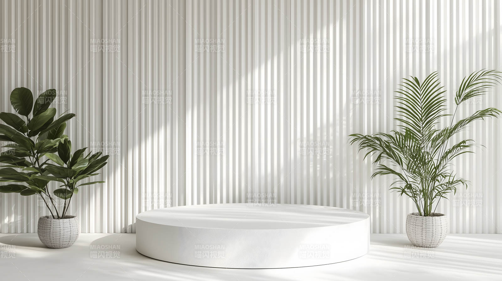 极简主义白色展台图片