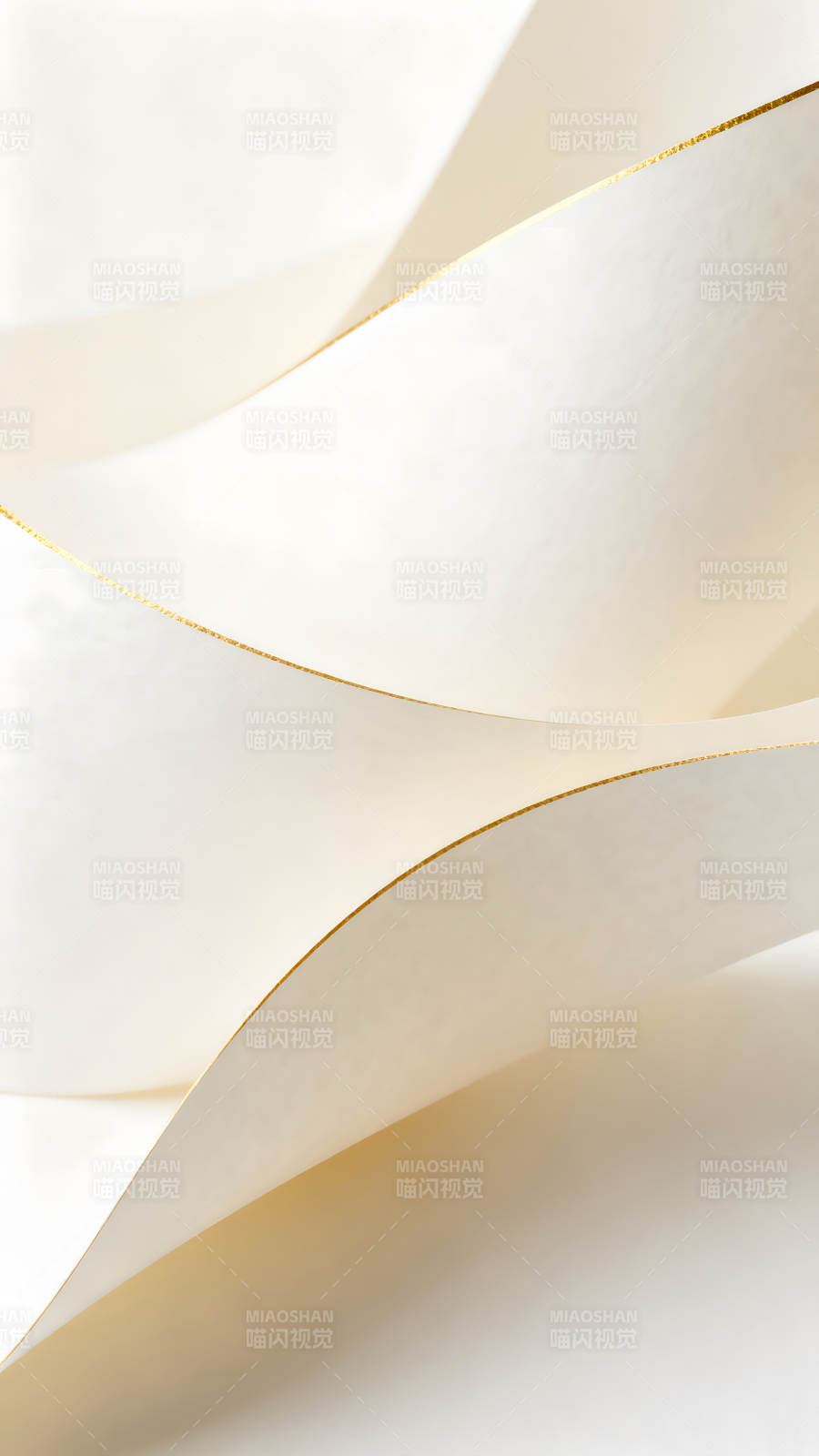 白纸缠绕金边点缀简约优雅图片