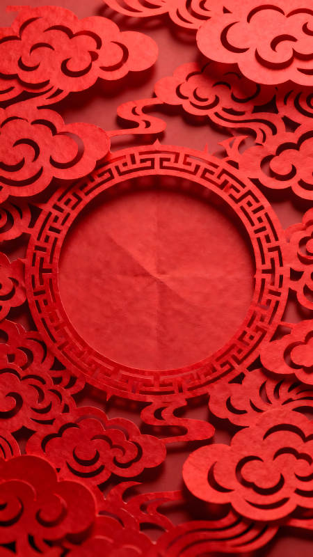 红色剪纸艺术作品祥云环绕图片