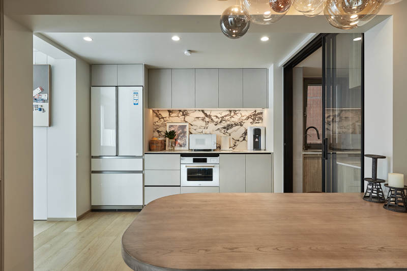 现代简约厨房设计图片