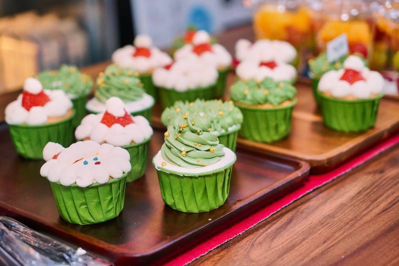 圣诞主题纸杯蛋糕图片
