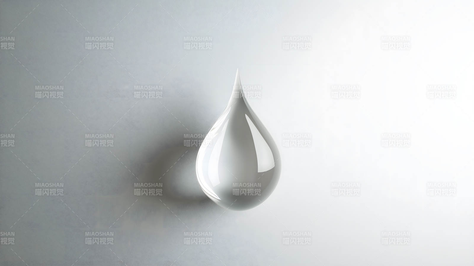 纯净水滴的艺术图片