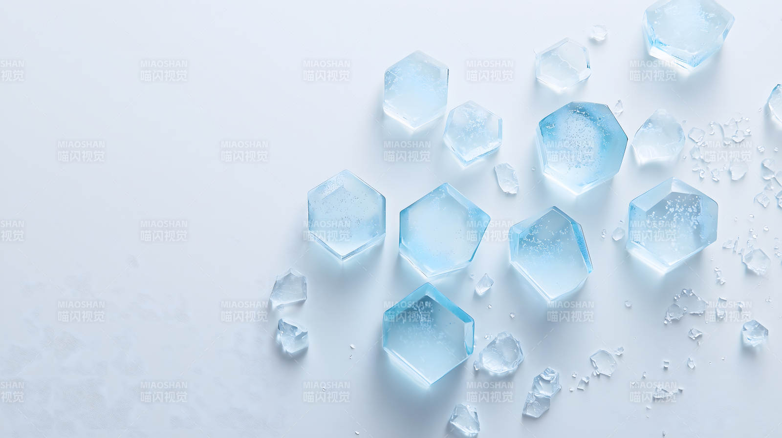 晶莹剔透的冰块世界图片