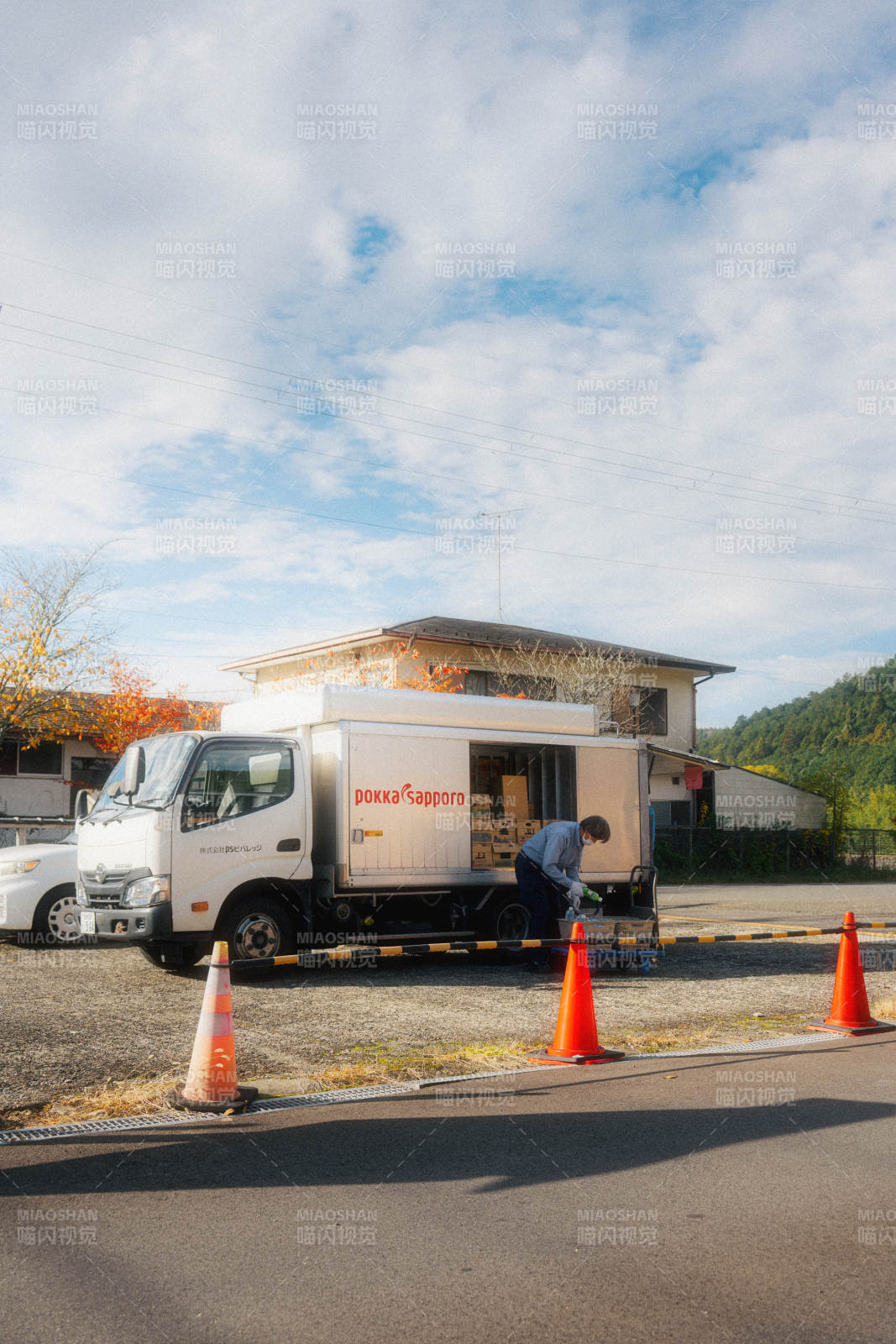 移动餐车服务现场图片