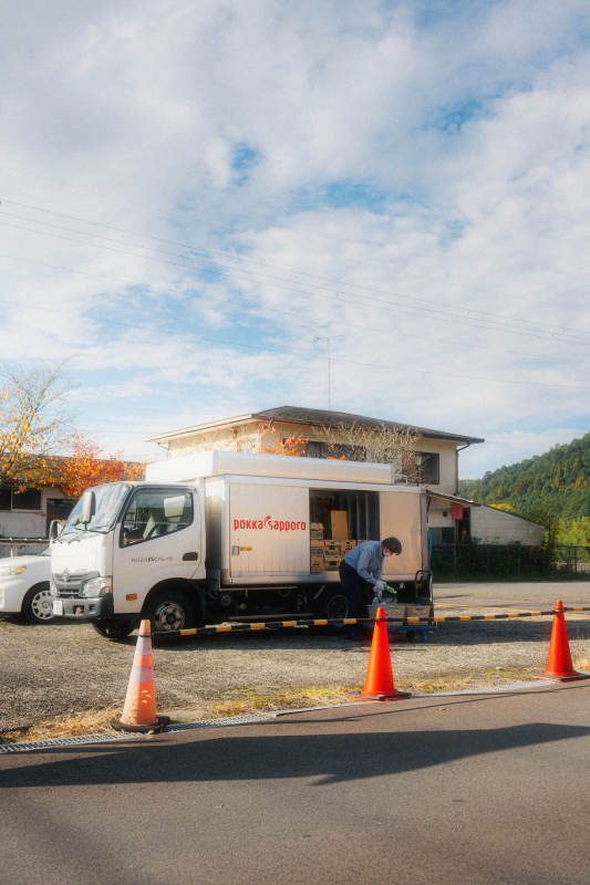 移动餐车服务现场图片