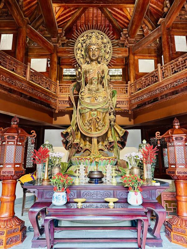 韬光寺观音像图片