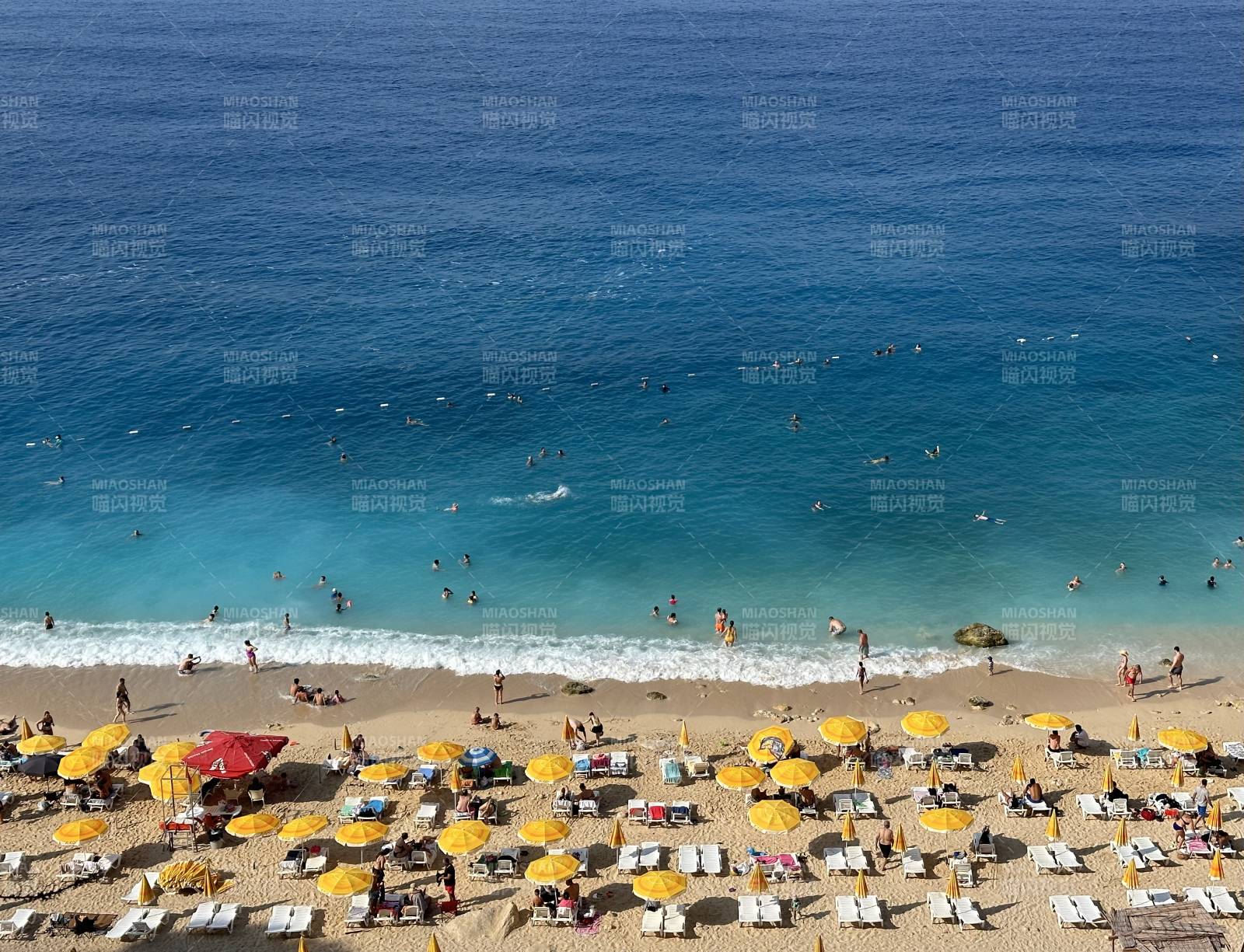 土耳其D400公路海滩图片