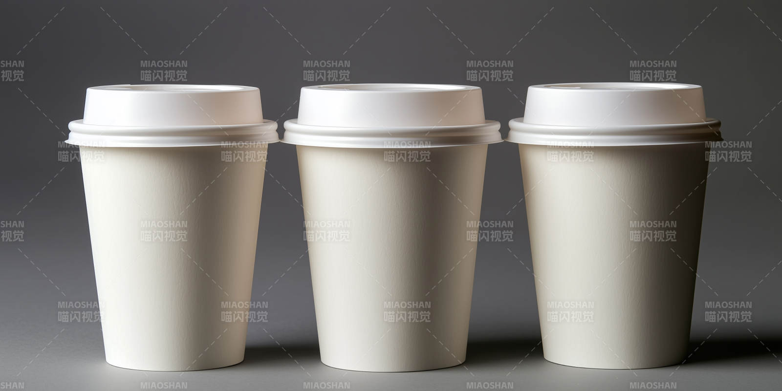 三种尺寸的纸杯图片