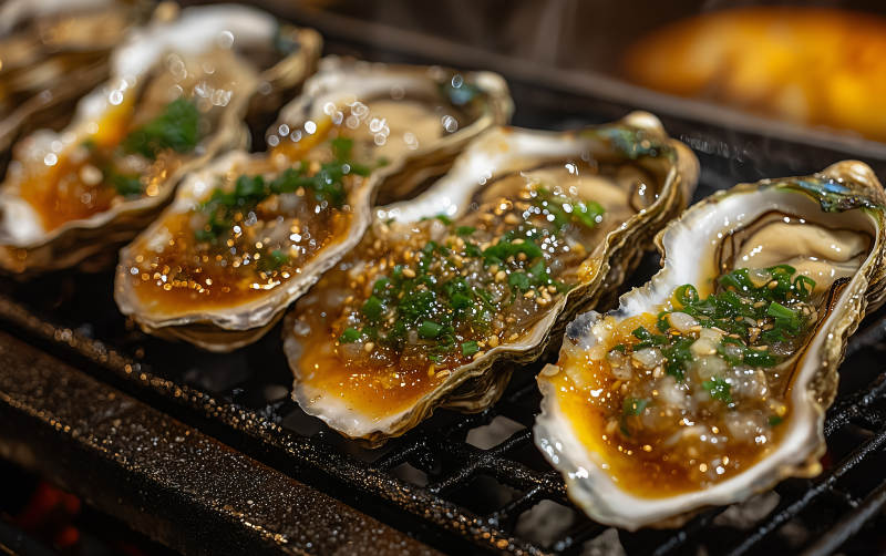 烤生蚝鲜香四溢图片