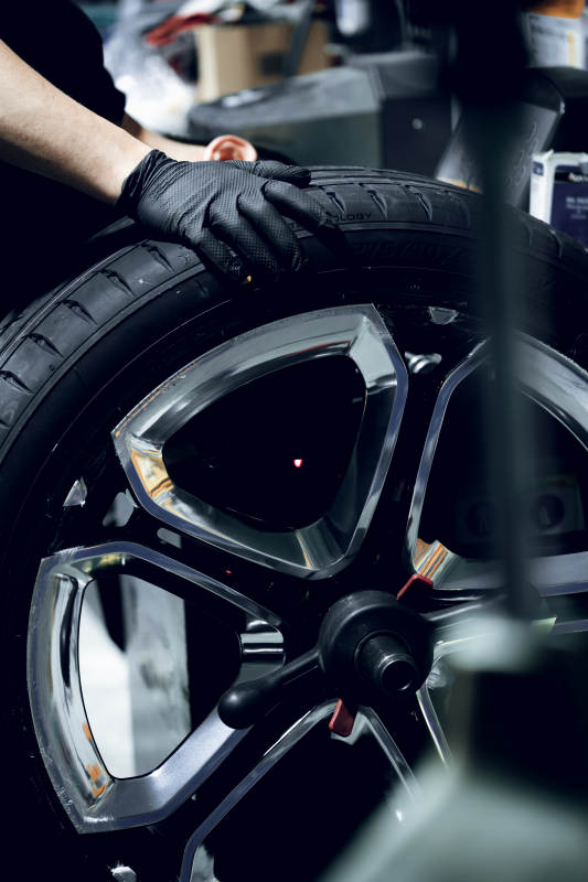 轮胎维修现场图片