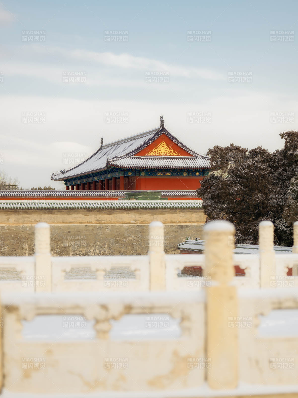 雪后天坛古建筑风光图片
