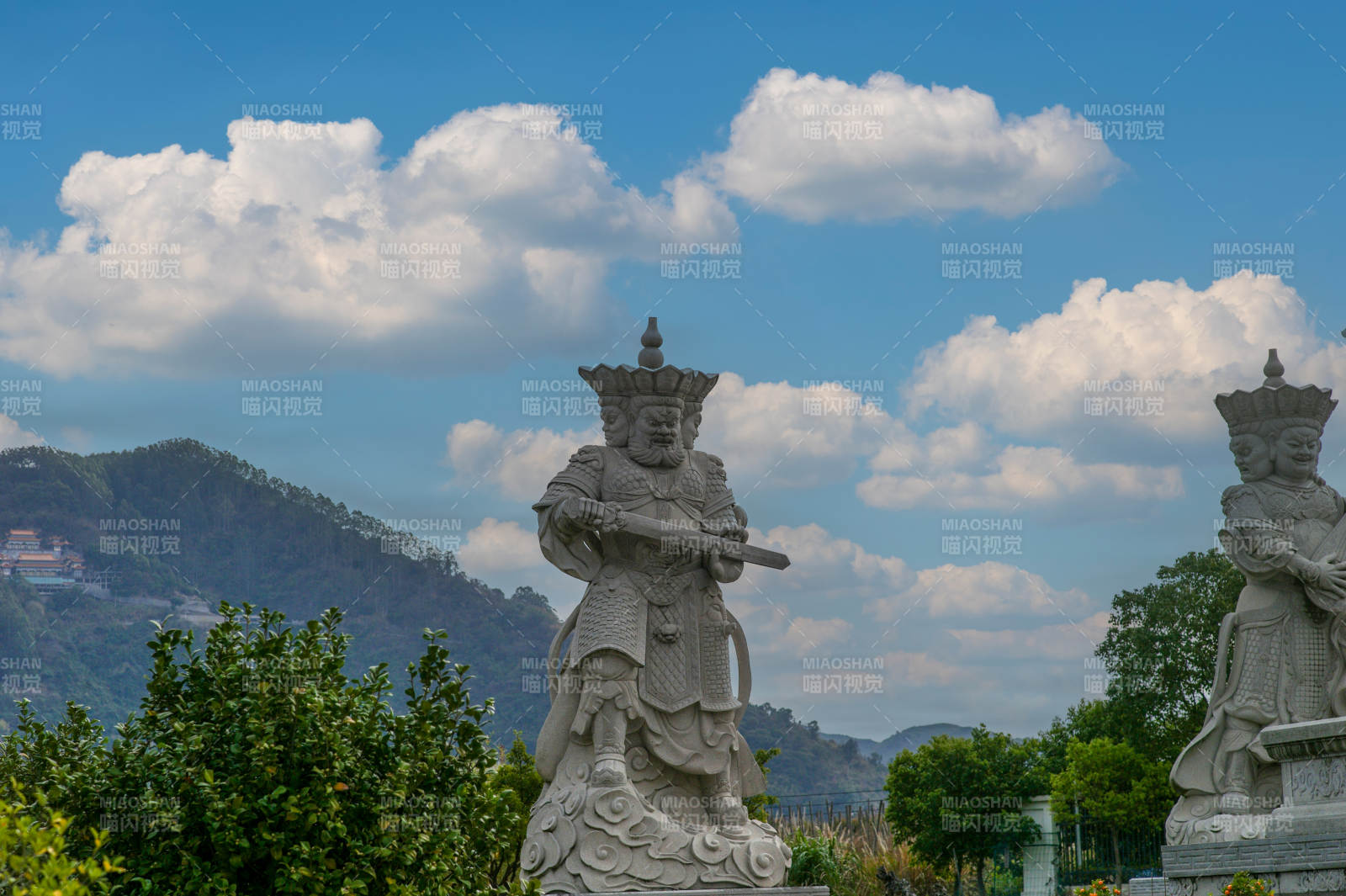 霞浦地藏寺石雕武士守山景图片