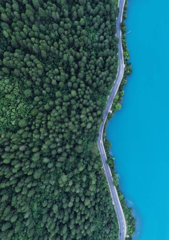 九寨沟犀牛海环湖公路航拍图片