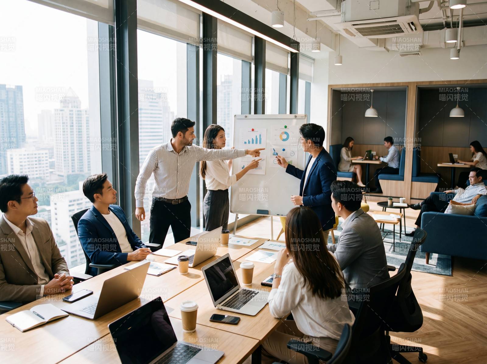 团队协作会议现场图片