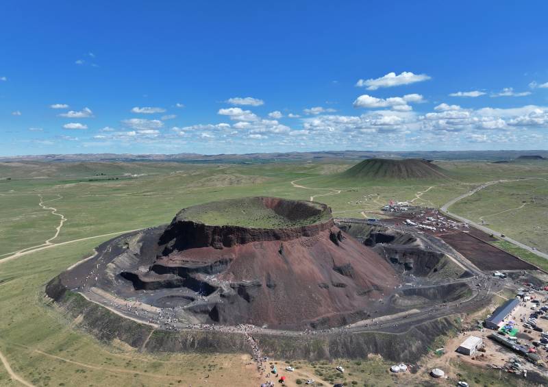 内蒙古乌兰察布市乌兰哈达火山地质公园航拍图片