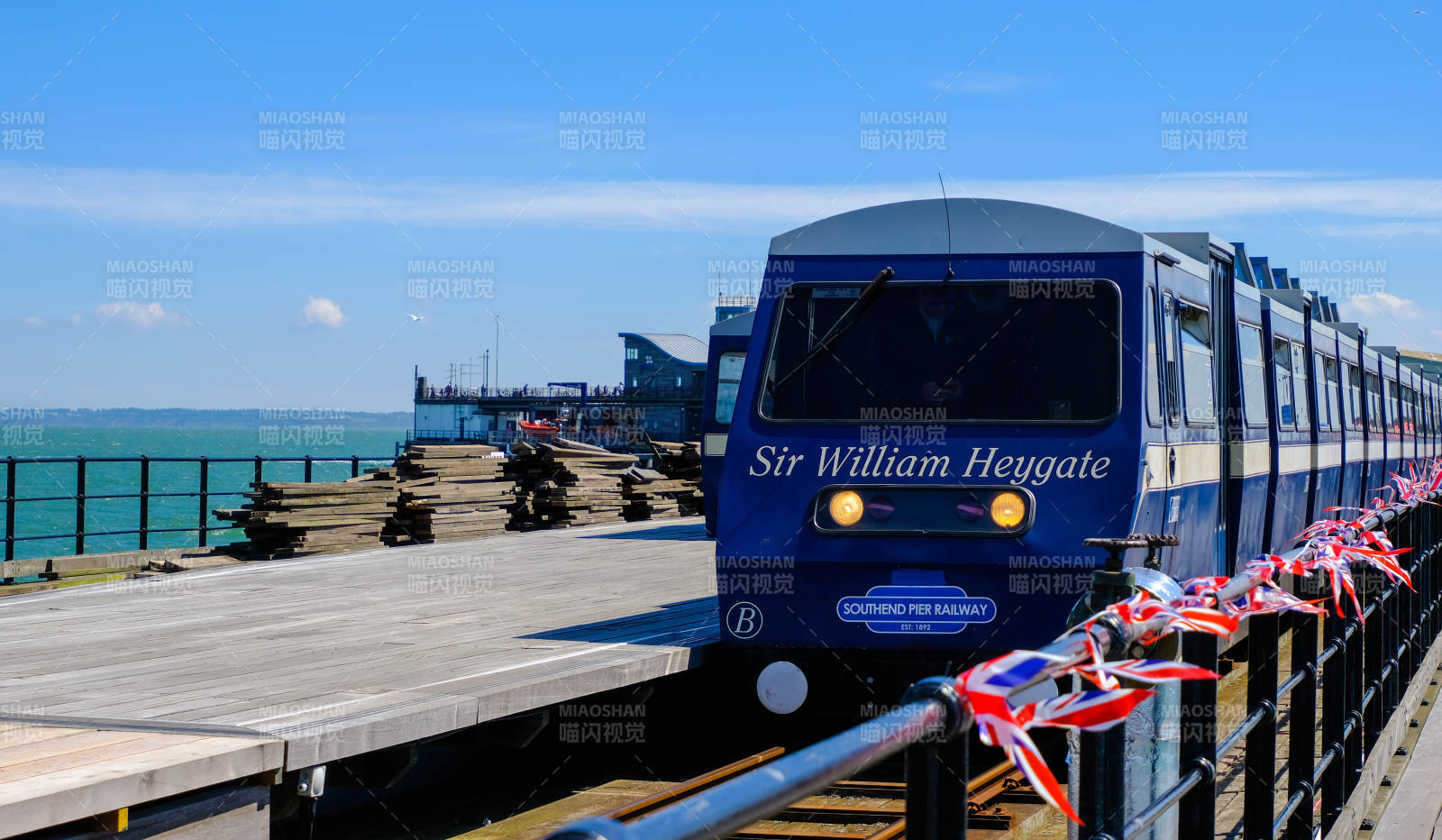 英国码头列车图片