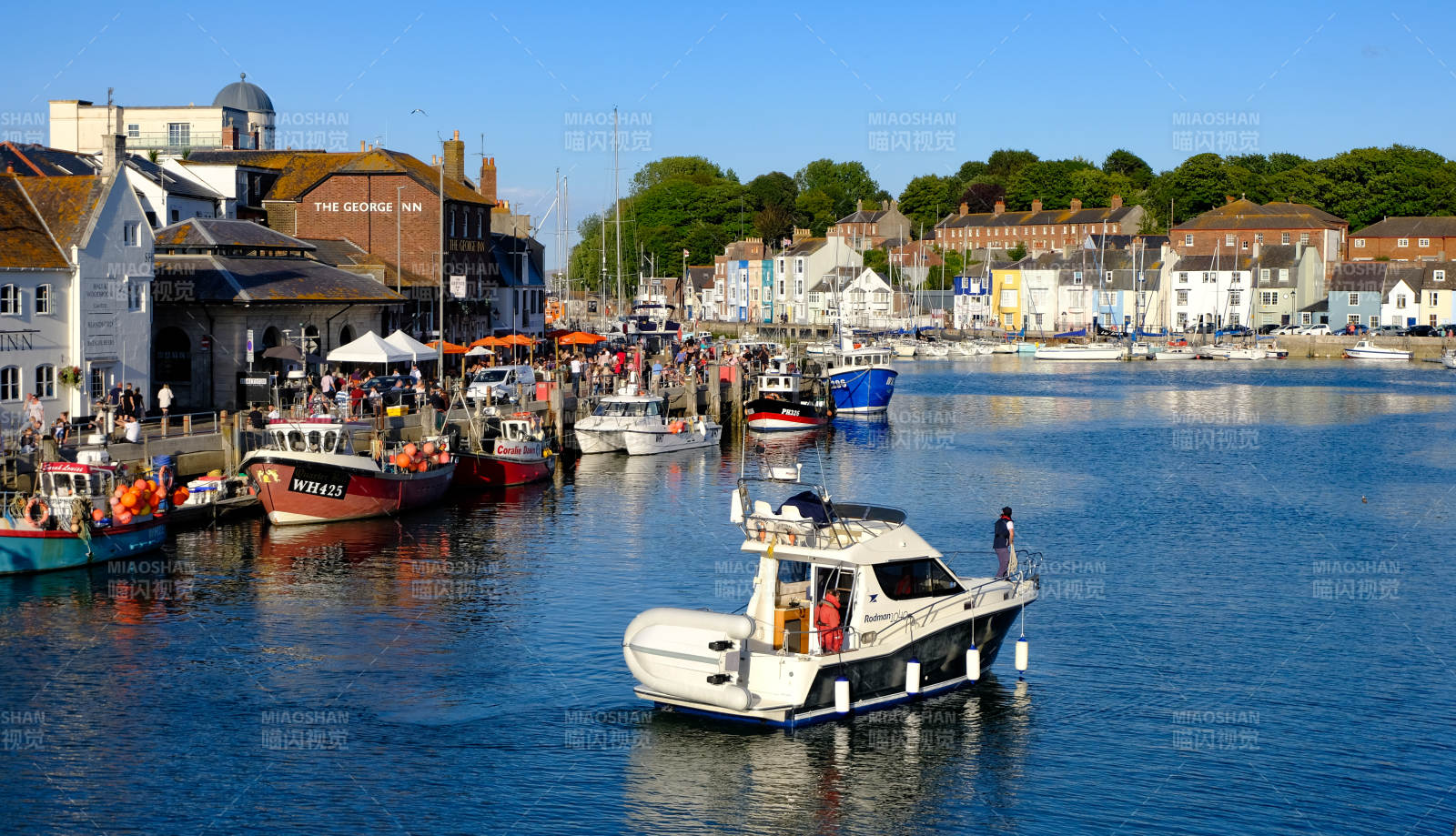 英国韦茅斯港口风光图片