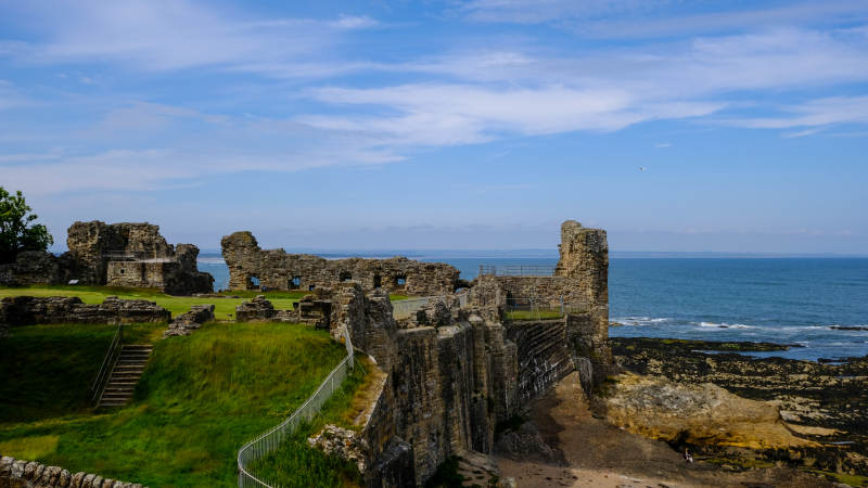 英国海边古堡遗迹图片