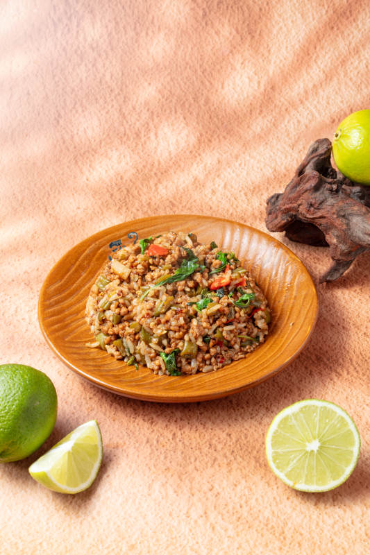 打抛叶炒饭配青柠图片