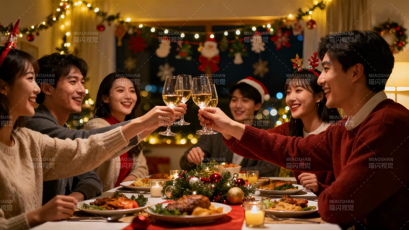 圣诞聚餐欢庆时刻图片