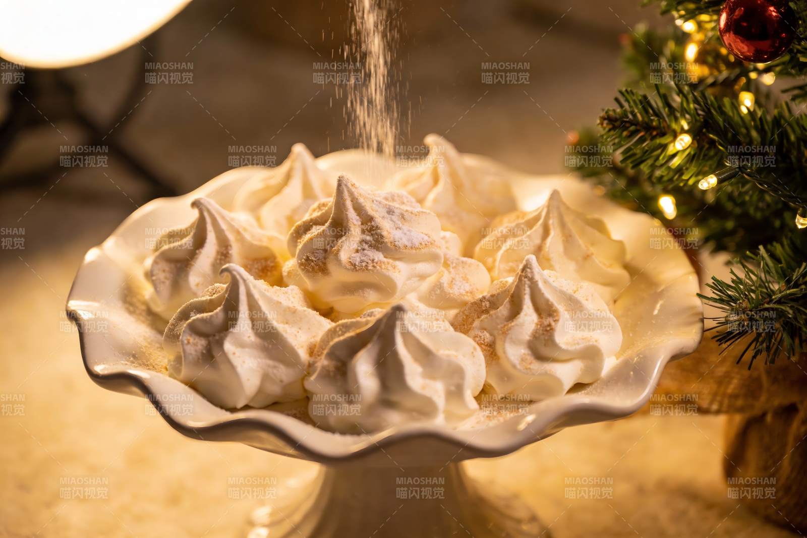 圣诞甜点撒糖粉图片