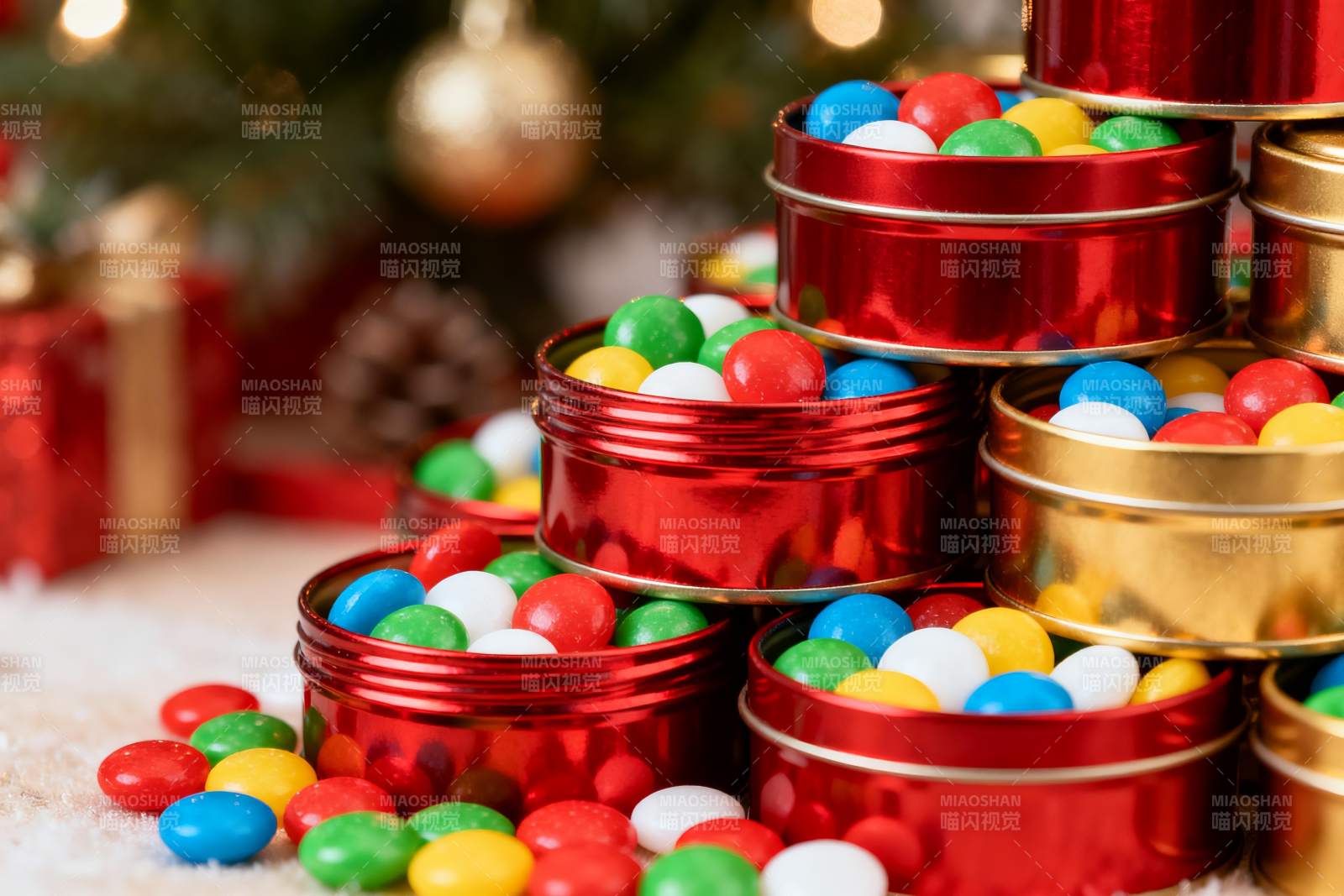圣诞糖果堆叠色彩缤纷图片