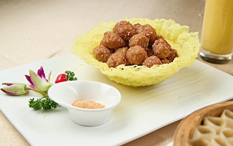 养生宫廷炸脆骨丸子图片