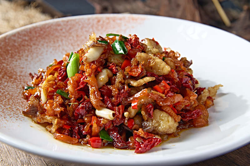 湘味小炒蒜香爆辣牛胸口爆炒鸡脚皮图片