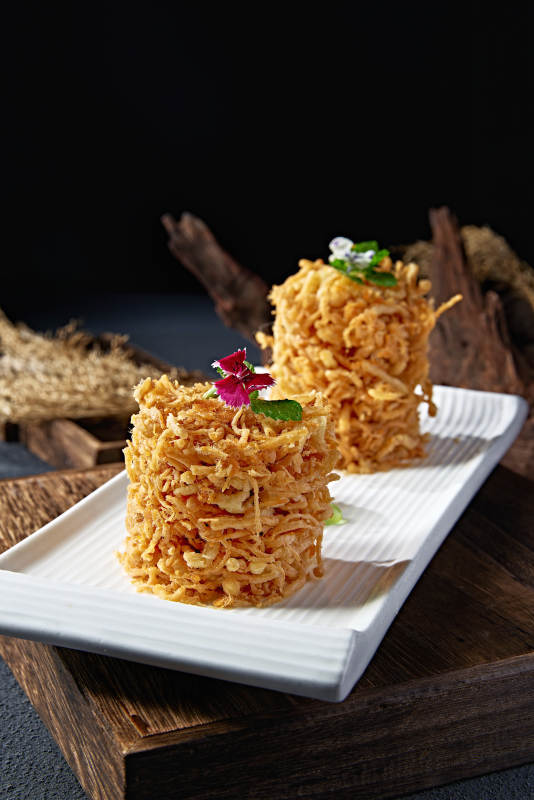 香炸酥脆肉松白玉菇金针菇图片