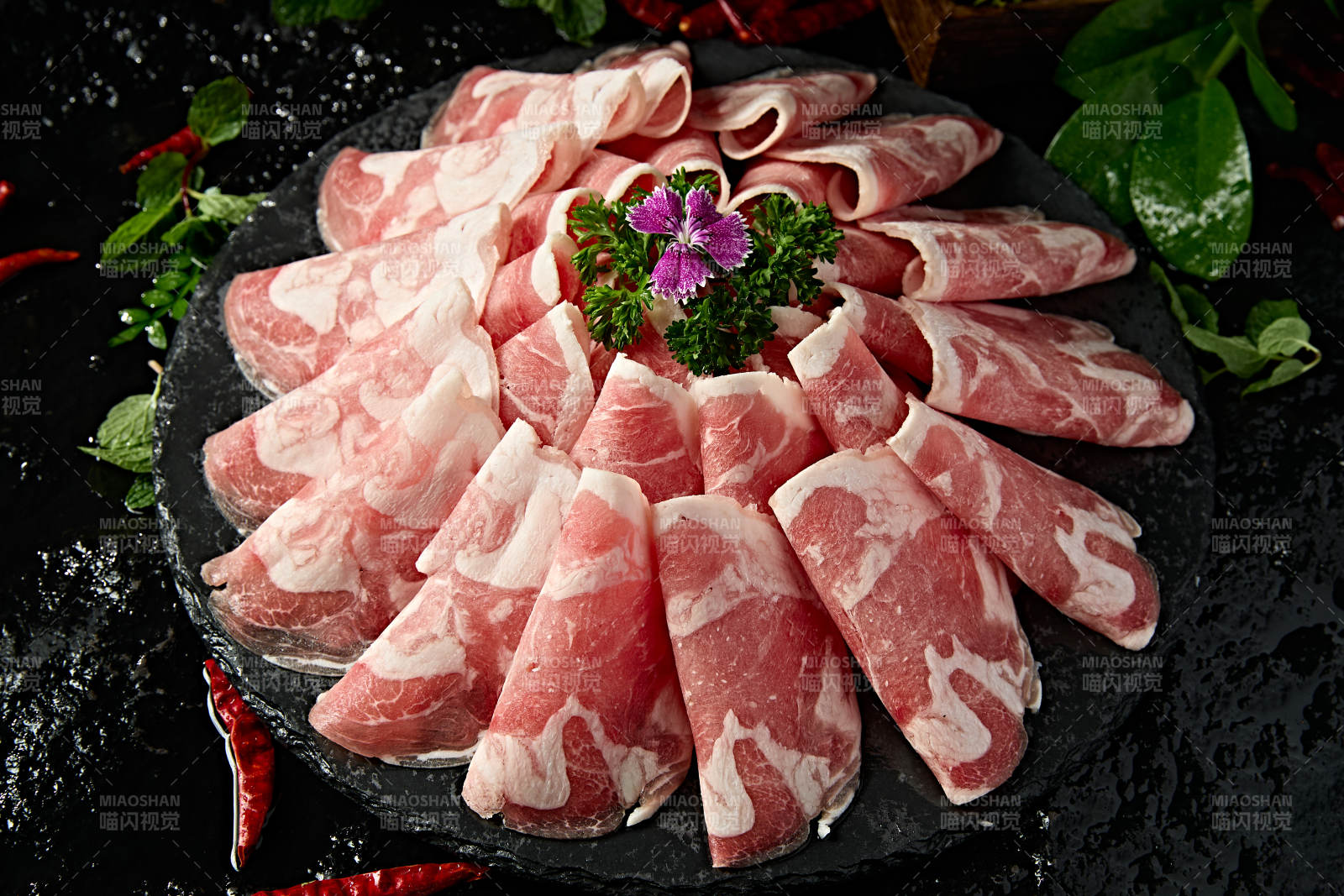 内蒙草原羔羊肉卷切片图片