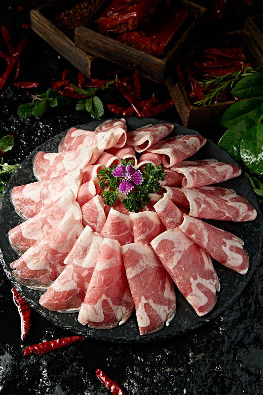 内蒙草原羔羊肉卷切片图片