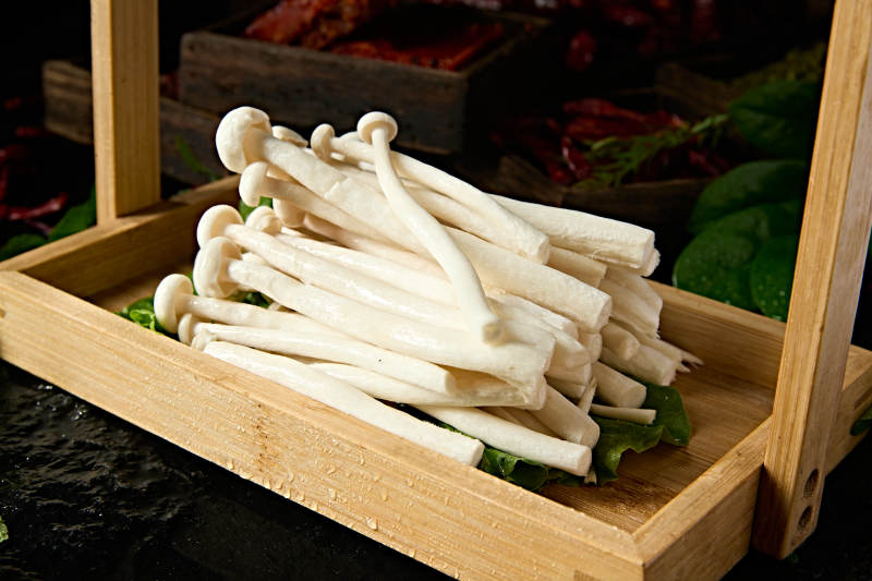 新鲜火锅配菜海鲜菇图片