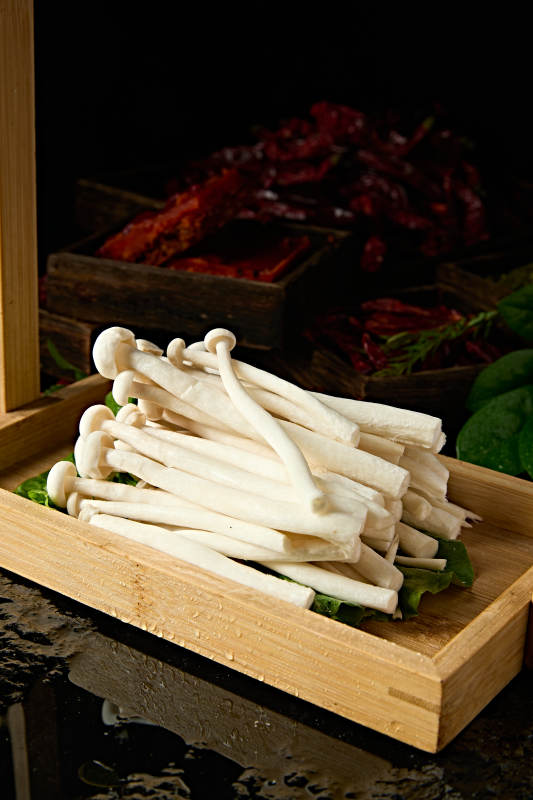 新鲜火锅配菜海鲜菇图片