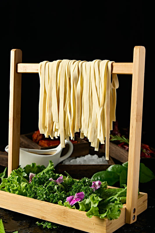 火锅食材晾杆豆腐丝图片