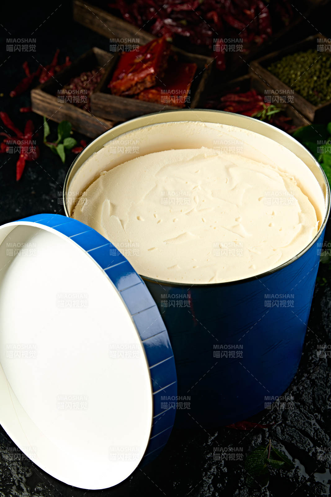 桶装餐饮饭点使用冰淇淋图片