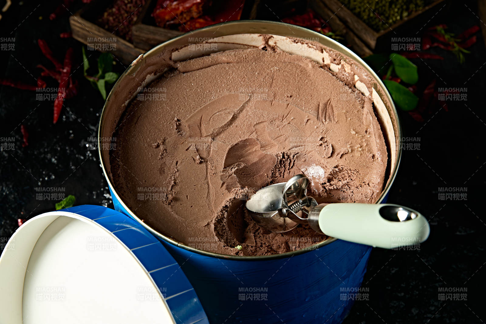 桶装餐饮饭点使用冰淇淋图片