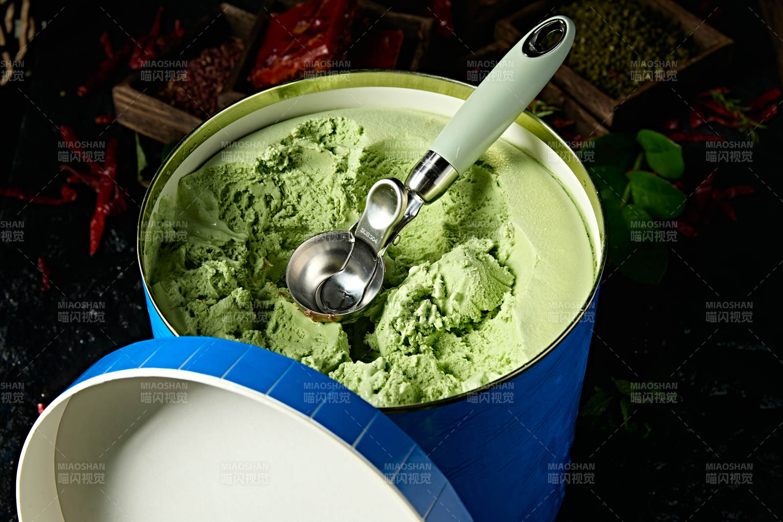 桶装餐饮饭点使用冰淇淋图片