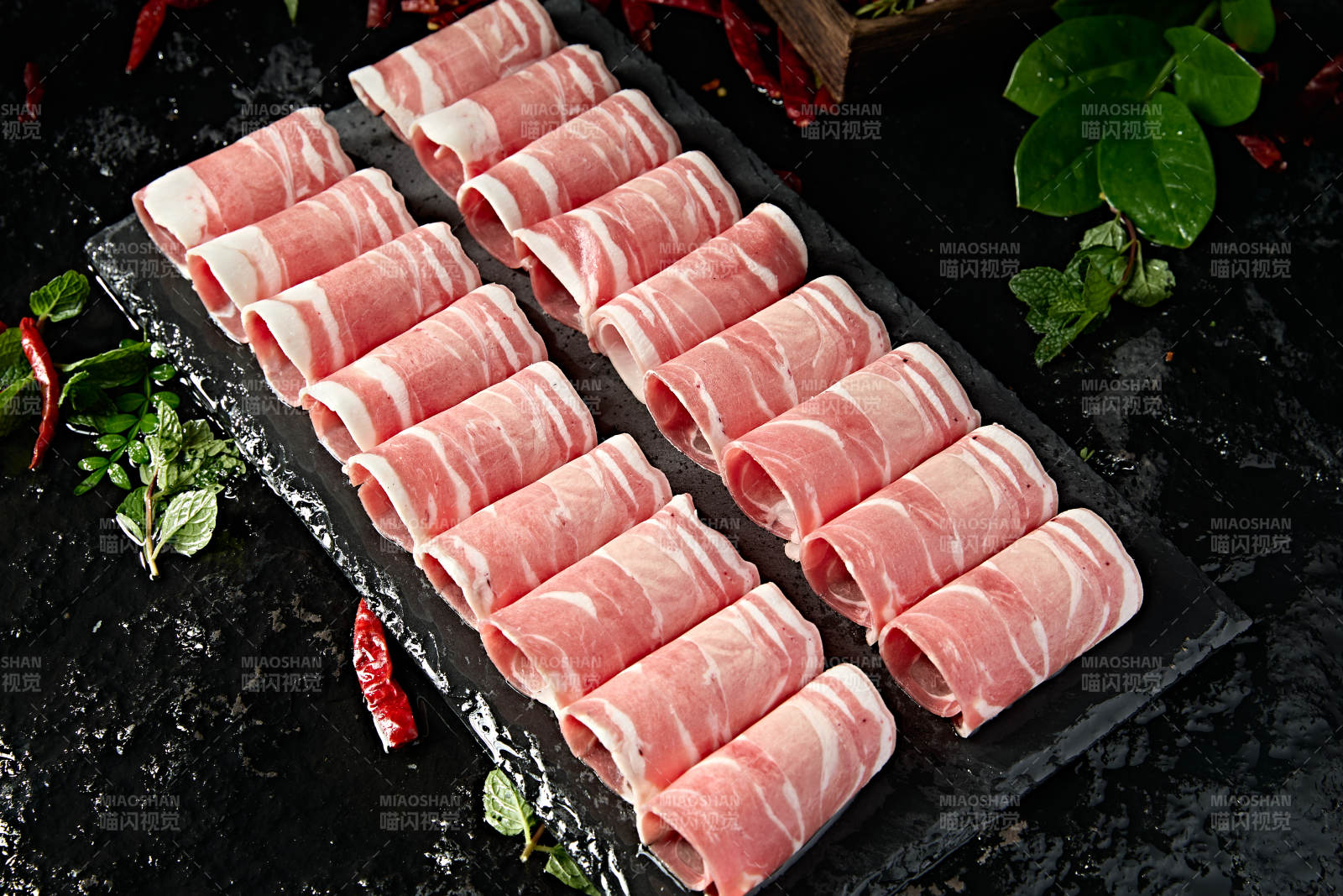 内蒙草原羔羊肉卷切片图片